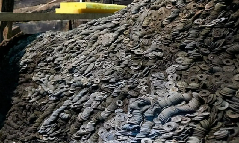 Kh&aacute;m ph&aacute; kho b&aacute;u 2,25 triệu vật thể trong hang động cổ tại Trung Quốc - Ảnh 2.