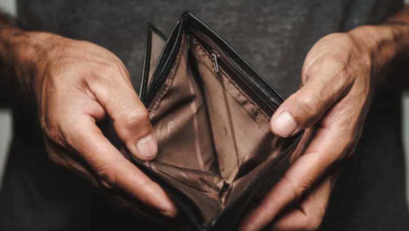 Kiếm được gần 8 tỷ đồng/năm nhưng CEO vẫn &ldquo;than ngh&egrave;o&rdquo;: B&oacute;c trần căn bệnh đang đầu độc giới thượng lưu- Ảnh 1.