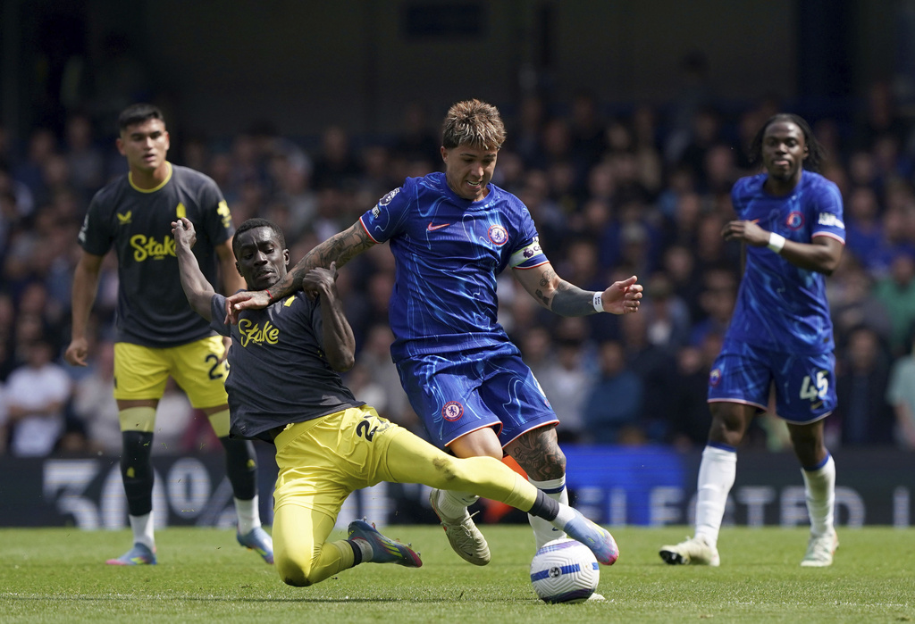 Chelsea thắng nhọc Everton, tạm trở lại top 4 - Ảnh 1.