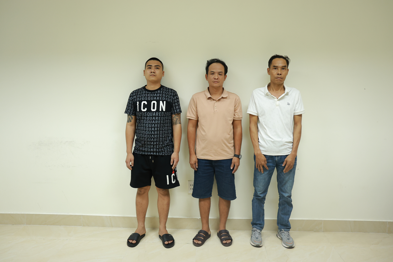 Vụ án cưỡng đoạt tài sản tại Cam Lộ: Tạm giữ Trần Văn Đầy Lớn - Ảnh 2. Vụ án cưỡng đoạt tài sản tại Cam Lộ: Tạm giữ Trần Văn Đầy Lớn - Ảnh 2.