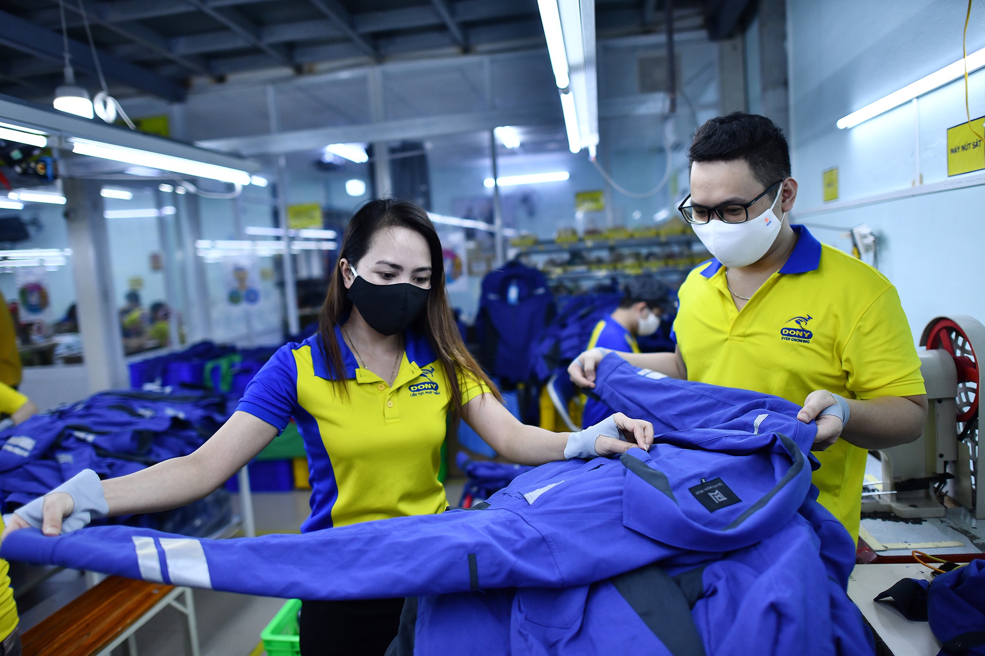 Quy định mới về tiền thưởng cho người lao động dịp lễ 30 - 4 và 1 - 5 - Ảnh 1.