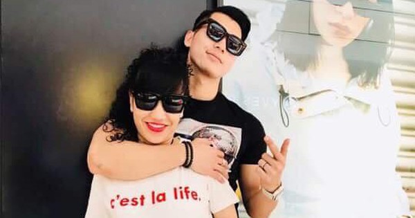 Ca sĩ quê Quảng Bình là "nữ hoàng giải trí Việt" đưa cả chồng con, mẹ ruột đi họp báo: Tôi sợ cô đơn - Ảnh 1.