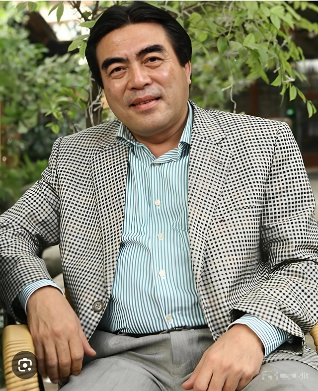 Bộ đội chống Mỹ thành NSND, tuổi 73 sống an yên bên vợ đẹp trong căn nhà ở quận Đống Đa - Ảnh 3.