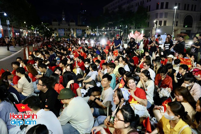 Loạt điểm gửi xe mở 24/24 gần khu diễu binh 30/4: B&atilde;i rộng, an ninh, kh&aacute;ch thỏa sức 