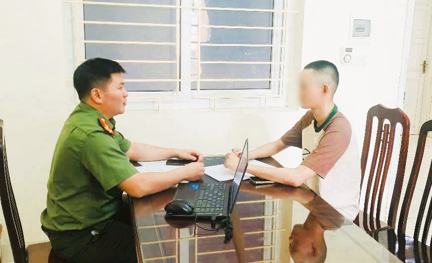 Phạt người bình luận gây chia rẽ vùng miền việc Ninh Bình xây nhà khách 170 tỉ đồng - Ảnh 1.