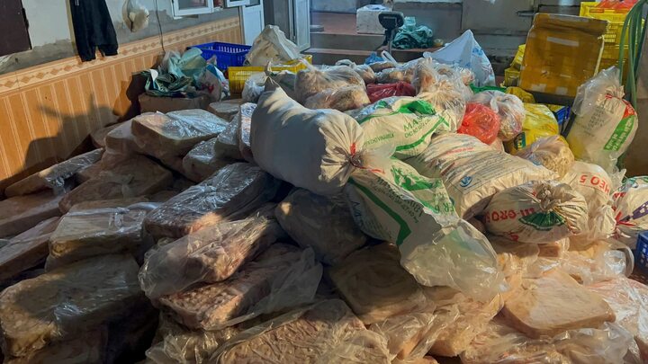 Công an Hà Nội phát hiện 10 tấn nội tạng hôi thối chuẩn bị đưa vào nhà hàng - Ảnh 6.