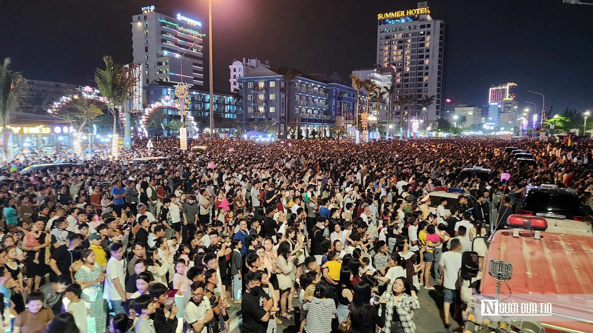 &ldquo;Thay &aacute;o mới&rdquo; cho biển Cửa L&ograve;: Đ&aacute;nh thức du lịch mua sắm bằng gian h&agrave;ng OCOP- Ảnh 4.