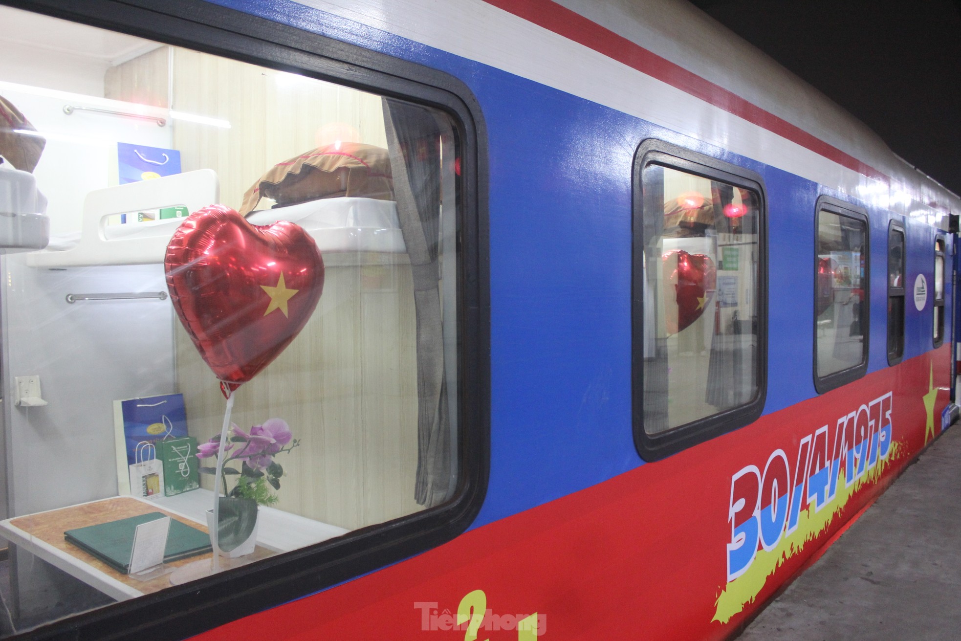 Xúc động hình ảnh đoàn tàu Thống Nhất kỷ niệm 50 năm giải phóng miền Nam - Ảnh 22.