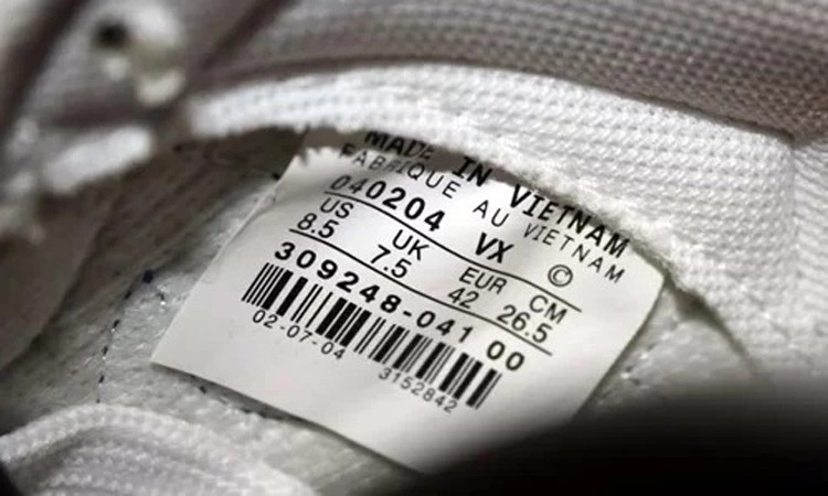 Ông Trump áp mức thuế cao nhất 49% lên Campuchia: Người dùng mạng nói "xóa sổ 1/3 lượng hàng xuất khẩu" - Ảnh 2.