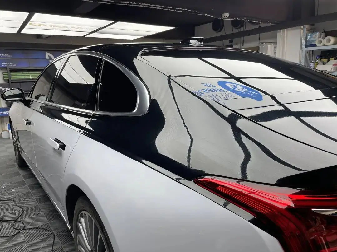 Người đ&agrave;n &ocirc;ng bỏ hơn 1 tỷ đồng mua &ocirc; t&ocirc; mới, vừa l&aacute;i ra đường đ&atilde; bị chặn lại, CSGT tuy&ecirc;n bố: Trừ điểm tr&ecirc;n giấy ph&eacute;p l&aacute;i xe v&agrave; nộp phạt - Ảnh 2.