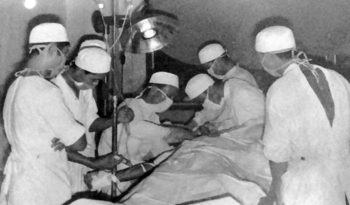 Kỳ tích y học trong khói lửa chiến tranh: Giành lại sự sống giữa lằn ranh sinh tử, viết lên huyền thoại thời đại- Ảnh 6.