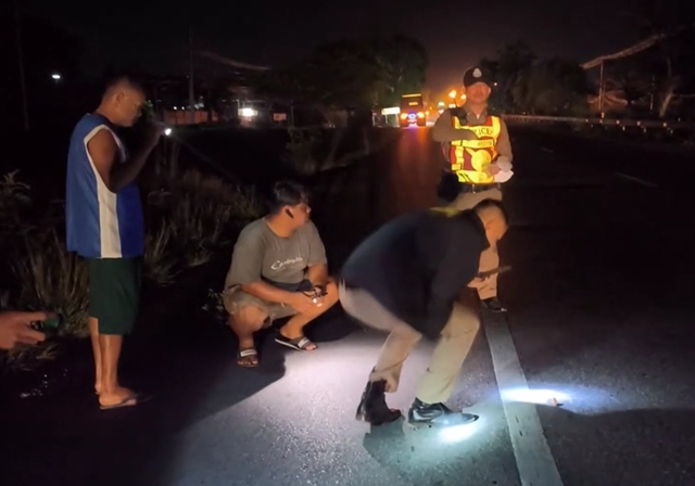 Bị xe Vios tạt đầu, tài xế hỏi lý do thì bị bắn giữa đường - Ảnh 2.