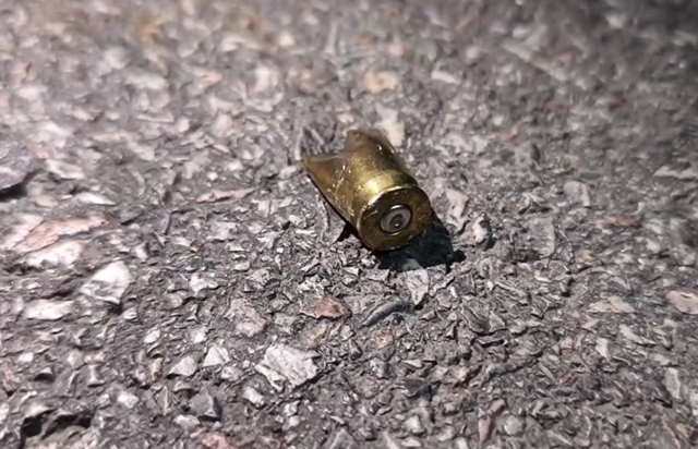 Bị xe Vios tạt đầu, tài xế hỏi lý do thì bị bắn giữa đường - Ảnh 3.