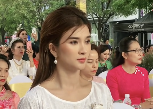 Sao nữ cả đời chưa biết xấu, là đối thủ nặng ký về mặt mộc với Phương Anh Đào- Ảnh 12.