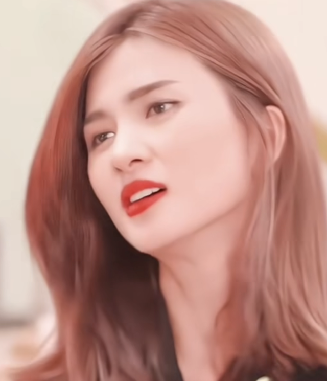 Sao nữ cả đời chưa biết xấu, là đối thủ nặng ký về mặt mộc với Phương Anh Đào- Ảnh 5.
