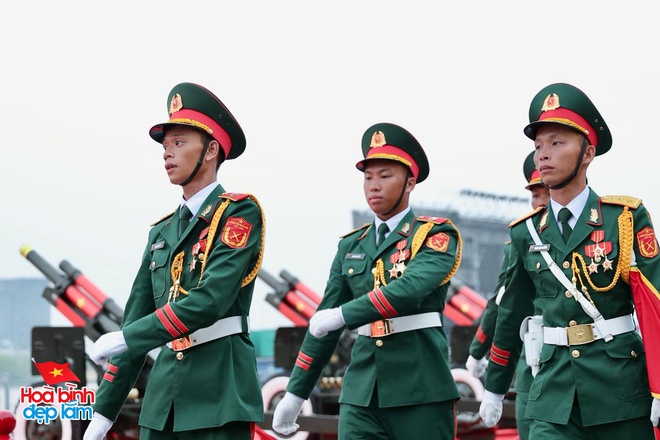 Ảnh, clip: 21 loạt đại b&aacute;c rền vang mừng 50 năm Giải ph&oacute;ng miền Nam, thống nhất đất nước- Ảnh 11.