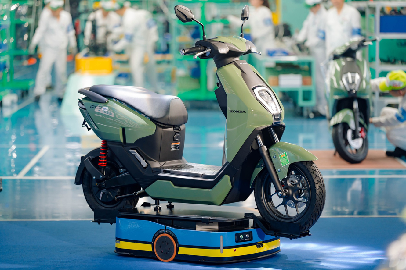 Honda mở bán xe điện vừa xuất xưởng ở Vĩnh Phúc: Bảo hành không giới hạn quãng đường, cam kết mua lại - Ảnh 2.