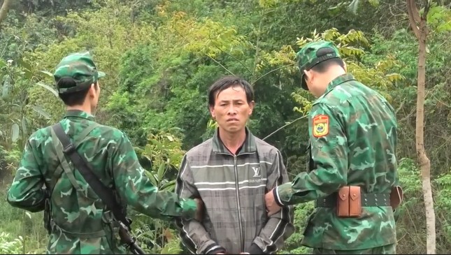 Một phụ nữ bị bán qua biên giới trở về Sau 14 năm tố giác tội mua bán người - Ảnh 1.