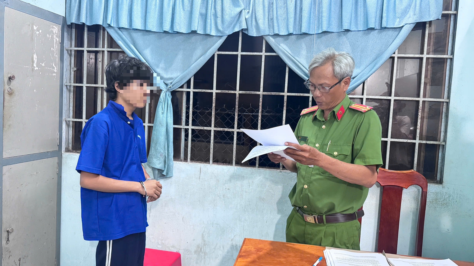 Thiếu niên 16 tuổi giết người cướp tài sản tại Vĩnh Long gây chấn động - Ảnh 1. Thiếu niên 16 tuổi giết người cướp tài sản tại Vĩnh Long gây chấn động - Ảnh 1.