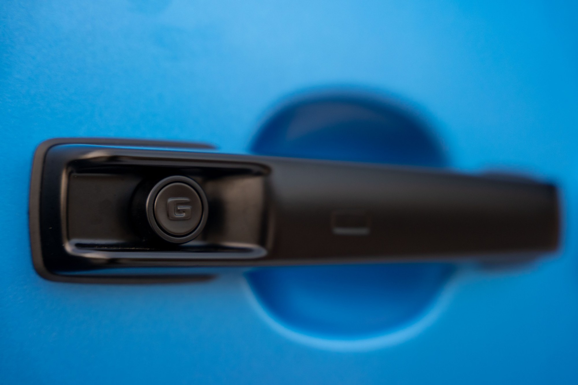 Mercedes-Benz G 580 ra mắt Việt Nam: Giá từ 7,75 tỷ đồng, lội được nước sâu đến bụng, quay xe 360 độ, chạy 473km/sạc- Ảnh 7. Mercedes-Benz G 580 ra mắt Việt Nam: Giá từ 7,75 tỷ đồng, lội được nước sâu đến bụng, quay xe 360 độ, chạy 473km/sạc- Ảnh 7.