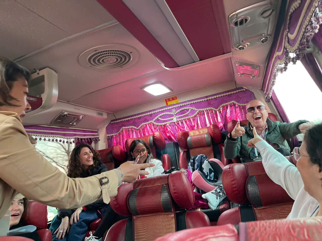 Chạm vào tương lai xanh ở Jeju - Ảnh 2. Chạm vào tương lai xanh ở Jeju - Ảnh 2.