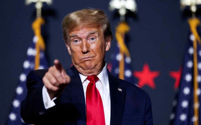 “Nhà máy trong bóng tối” ở Trung Quốc không nghỉ trưa, không tan ca: Viễn cảnh u tối cho người lao động? - Ảnh 1.