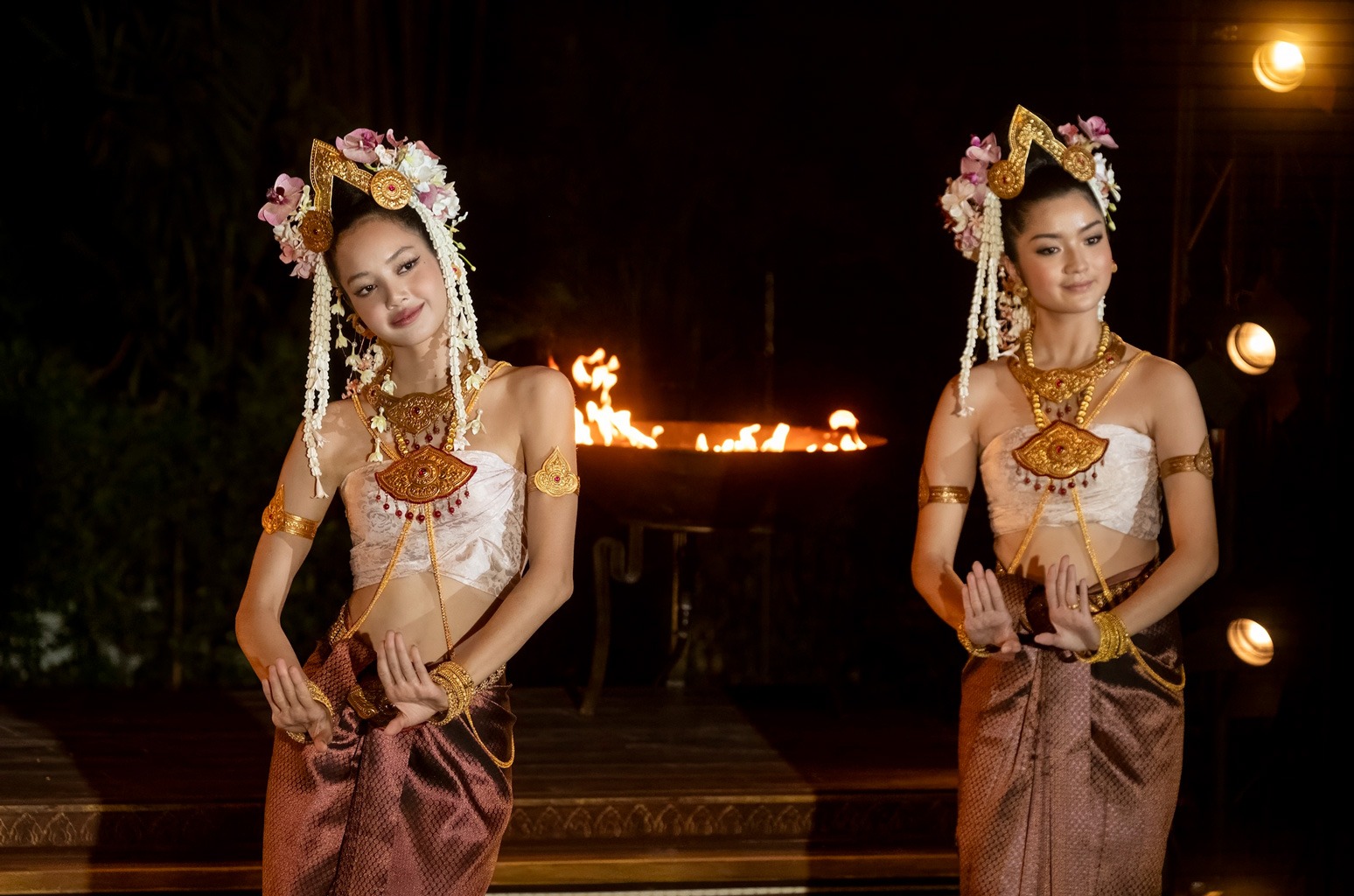 Sốc: Lisa (BLACKPINK) su&yacute;t mất vai diễn v&igrave;... Jennie- Ảnh 4.