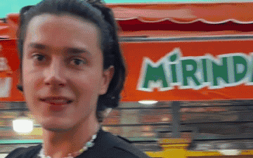 Nhiều lần bị trộm chuối trong vườn, người đàn ông dùng chiêu độc trả đũa, thủ phạm mất cả chì lẫn chài - Ảnh 2.