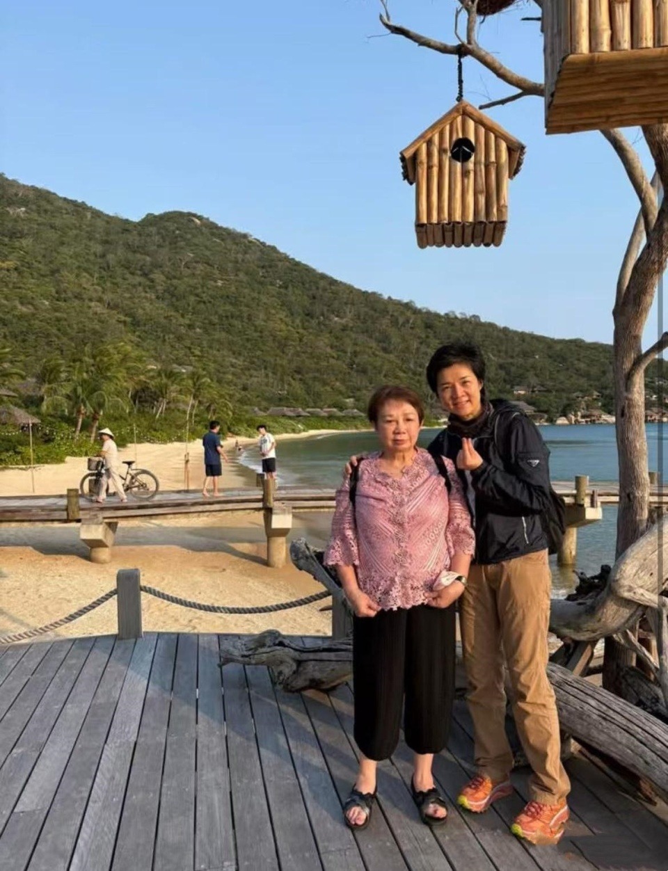 Em gái Từ Hy Viên cùng nhà chồng đại gia bí mật sang Nha Trang sau cú sốc minh tinh Vườn Sao Băng qua đời- Ảnh 3.