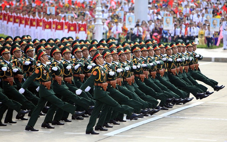 Hà Nội chi 15 tỷ xây dựng 3 cầu thép di động trên sông Tô Lịch - Ảnh 2.