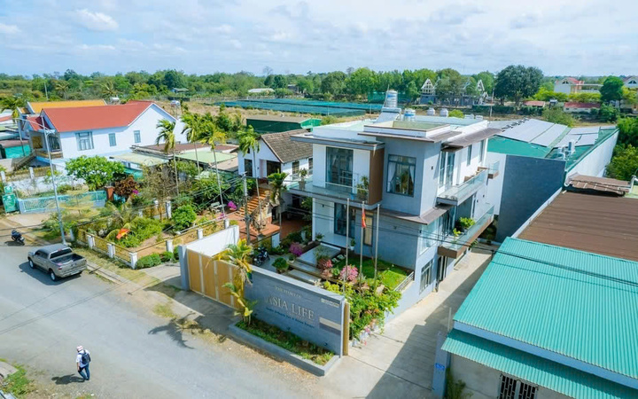 Vi phạm của Công ty ASIA LIFE liên quan Hằng Du Mục và Quang Linh Vlogs - Ảnh 1.