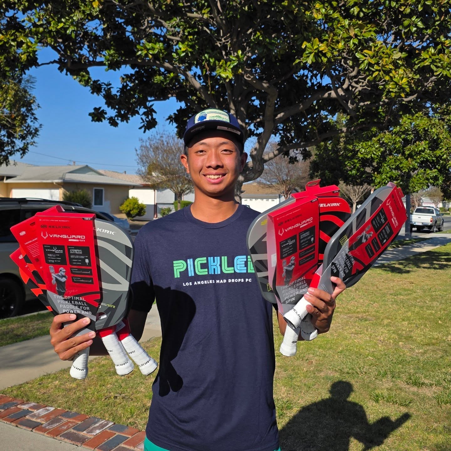 Ngôi sao pickleball Quang Dương trở lại Việt Nam- Ảnh 1. Ngôi sao pickleball Quang Dương trở lại Việt Nam- Ảnh 1.