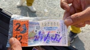 Người đàn ông Thái Lan trúng xổ số gặp tai nạn thương tâm - Ảnh 2.