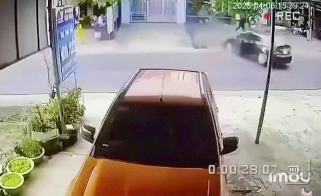 Ô tô mất lái tại Phú Yên gây tai nạn thương tâm - Ảnh 1.