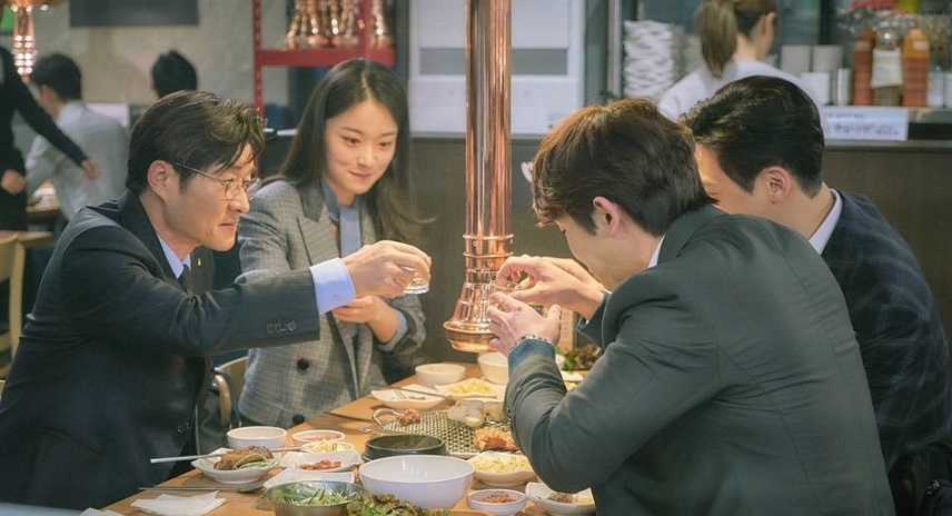 Tại sao các vị sếp thông thái thích tổ chức tiệc tùng cho nhân viên: Trong bữa tiệc, có thể nhận biết ngay những kẻ “vô năng” chỉ qua 3 biểu hiện!- Ảnh 2.