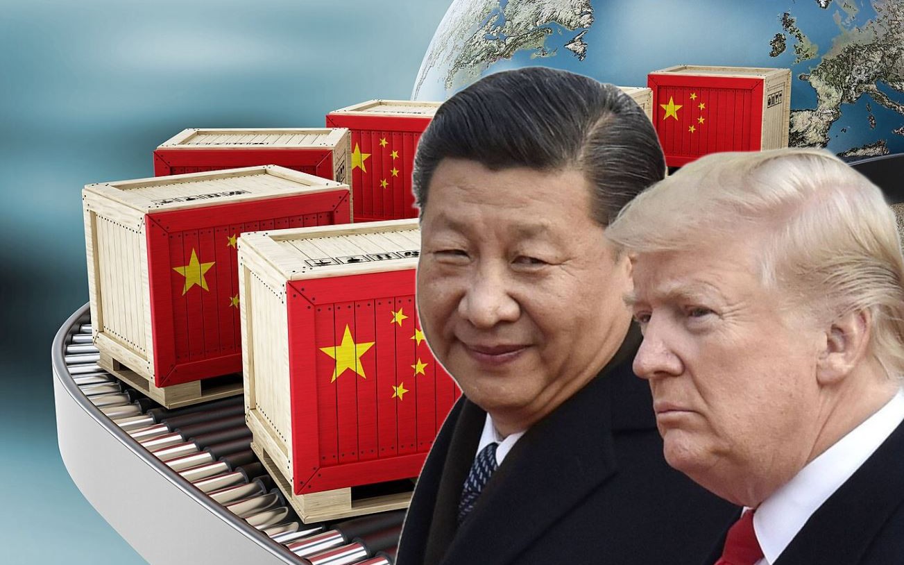 Những t&agrave;u đầu ti&ecirc;n chở h&agrave;ng Trung Quốc với mức thuế 145% cập cảng Mỹ - Ảnh 2.