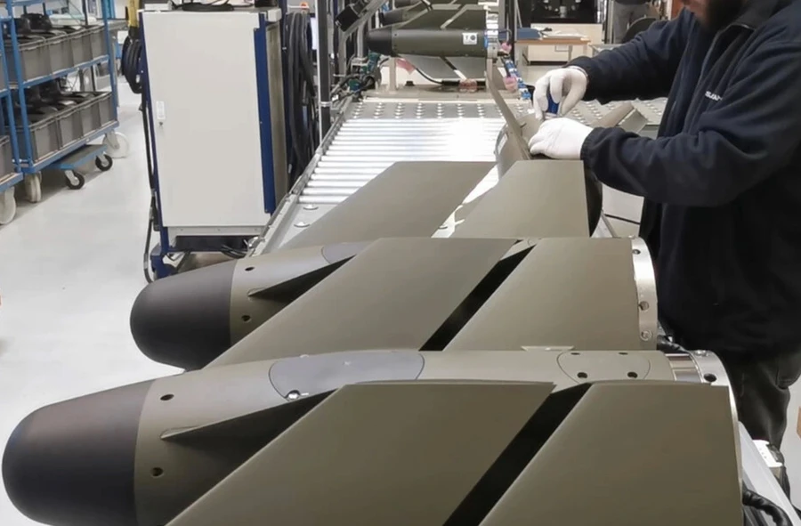 Pháp cải tiến bom AASM Hammer cho MiG - 29 và Su - 25 trong thời gian kỷ lục - Ảnh 1.