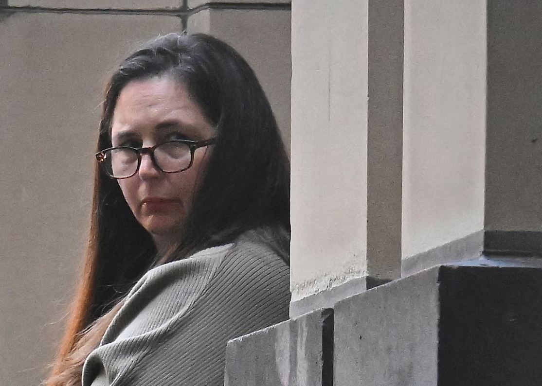 Vụ án chấn động: Người phụ nữ bị cáo buộc giết hại 3 thành viên gia đình chồng cũ sau món bò Wellington "định mệnh" - Ảnh 3. Vụ án chấn động: Người phụ nữ bị cáo buộc giết hại 3 thành viên gia đình chồng cũ sau món bò Wellington "định mệnh" - Ảnh 3.