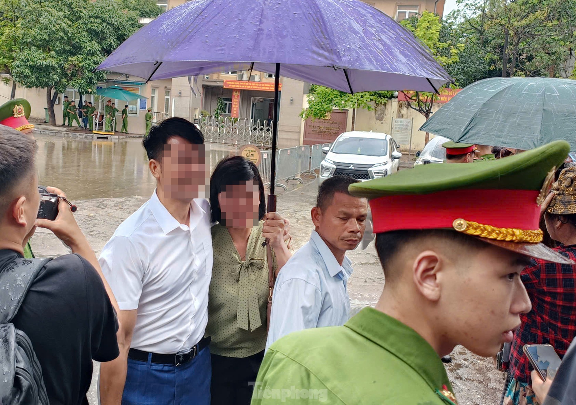 Công an Hà Nội công bố đặc xá cho 139 phạm nhân nhân dịp 30 / 4 năm 2025 - Ảnh 17.