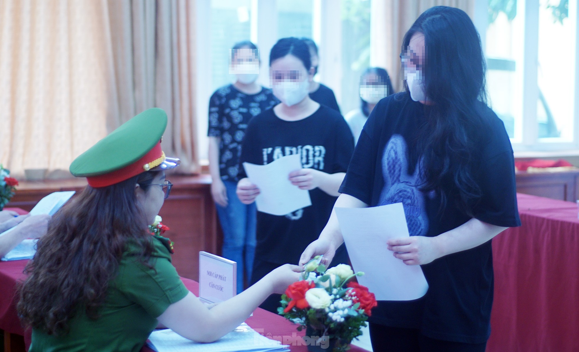 Công an Hà Nội công bố đặc xá cho 139 phạm nhân nhân dịp 30 / 4 năm 2025 - Ảnh 10.