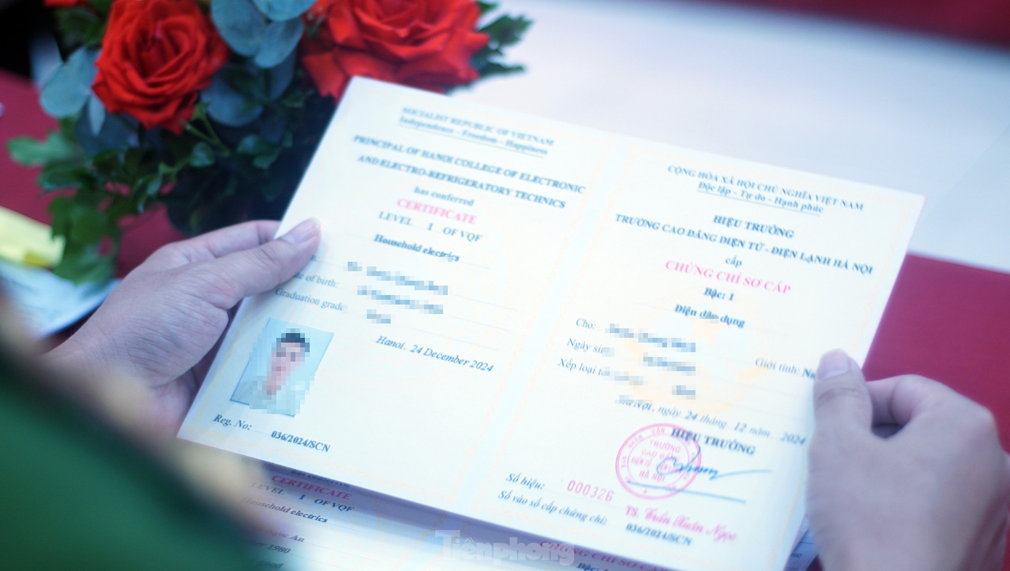 Công an Hà Nội công bố đặc xá cho 139 phạm nhân nhân dịp 30 / 4 năm 2025 - Ảnh 14.