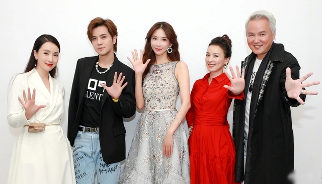 Nữ diễn viên sở hữu 107.000 tỷ, 96 bất động sản khắp cả nước, bị cấm đóng phim vì tội lỗi động trời- Ảnh 5. Nữ diễn viên sở hữu 107.000 tỷ, 96 bất động sản khắp cả nước, bị cấm đóng phim vì tội lỗi động trời- Ảnh 5.