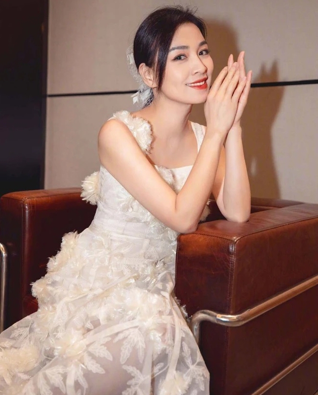 Nữ diễn viên sở hữu 107.000 tỷ, 96 bất động sản khắp cả nước, bị cấm đóng phim vì tội lỗi động trời- Ảnh 6. Nữ diễn viên sở hữu 107.000 tỷ, 96 bất động sản khắp cả nước, bị cấm đóng phim vì tội lỗi động trời- Ảnh 6.