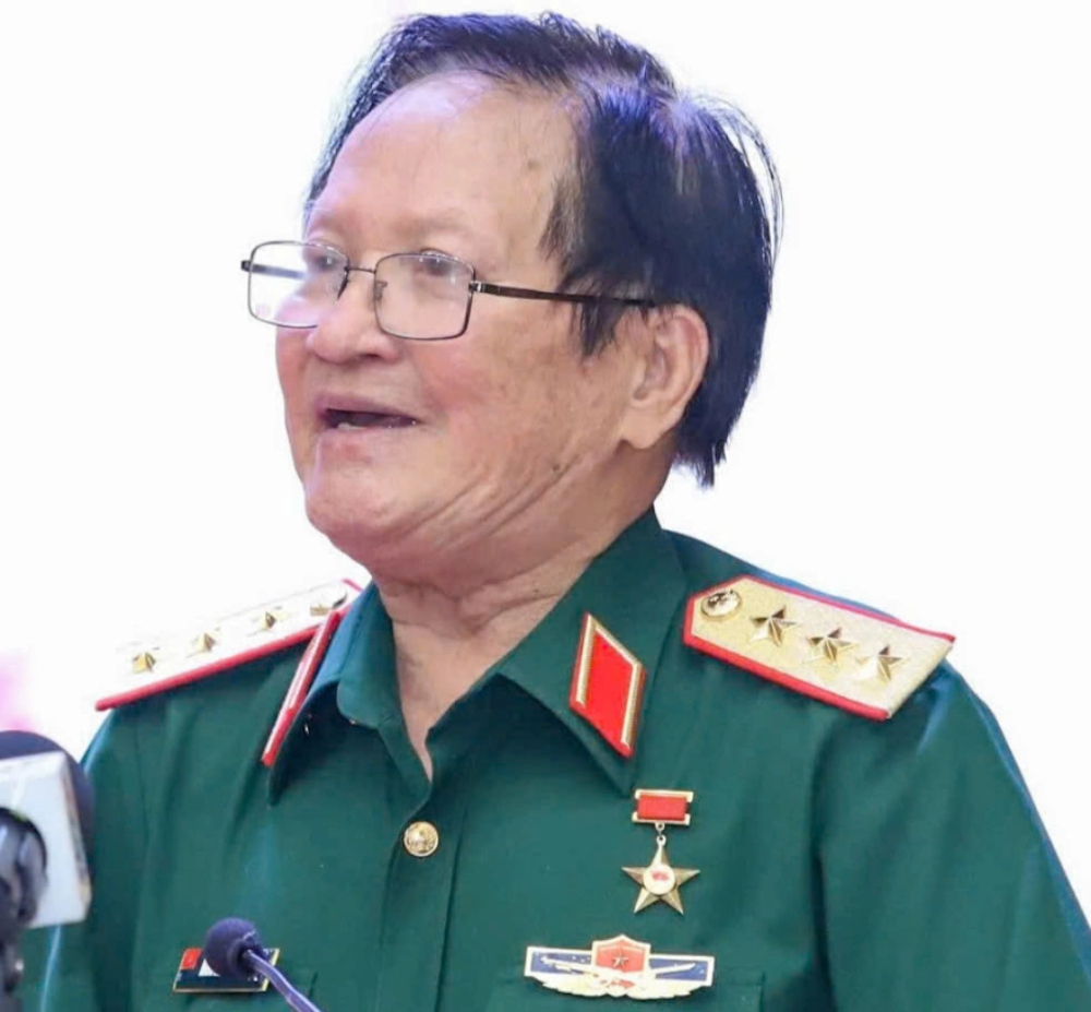 Ký ức vị tướng Nguyễn Huy Hiệu trong chiến dịch Hồ Chí Minh giải phóng Sài Gòn - Ảnh 5. Ký ức vị tướng Nguyễn Huy Hiệu trong chiến dịch Hồ Chí Minh giải phóng Sài Gòn - Ảnh 5.