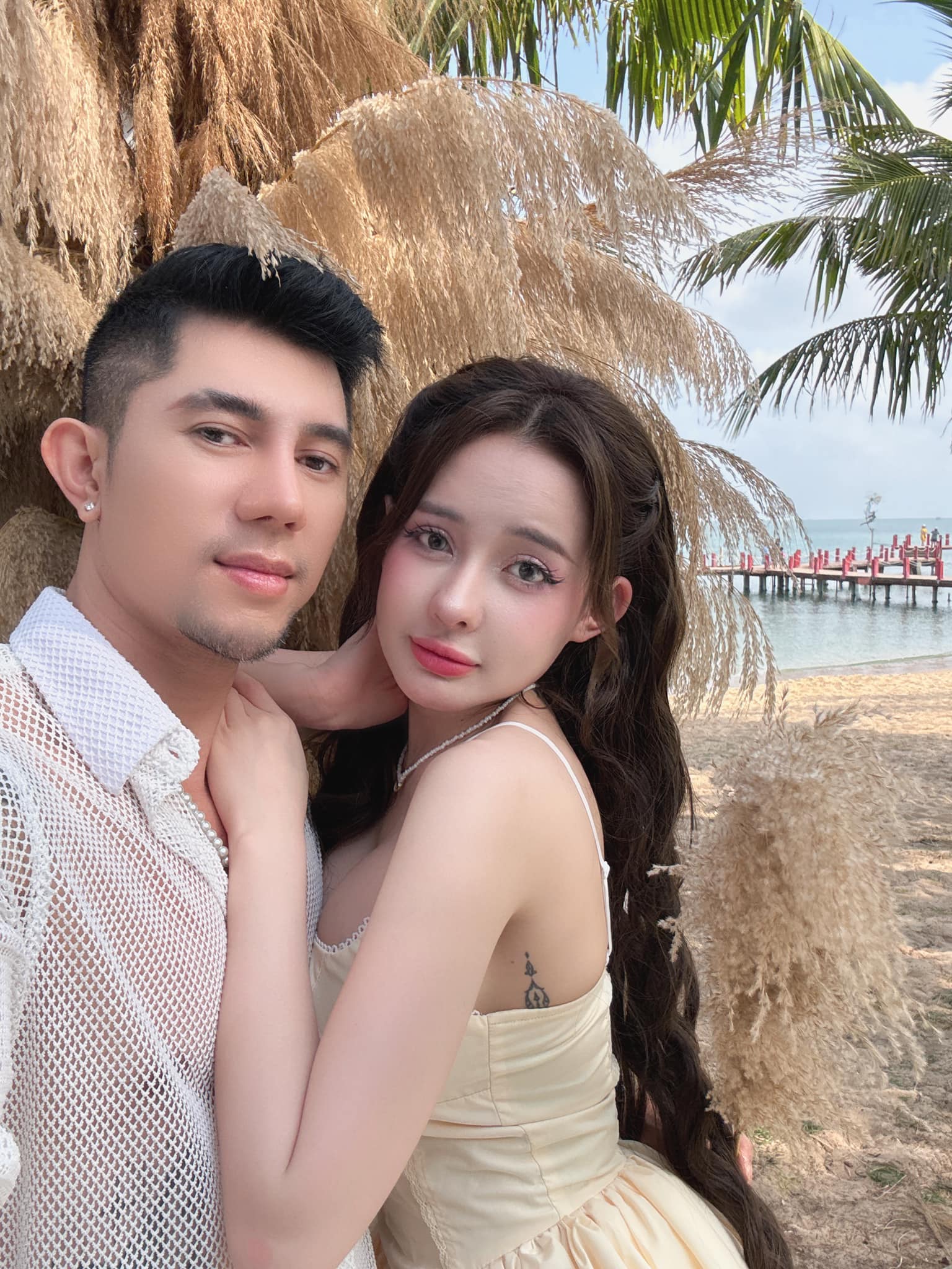 Ngân 98 "nghiện" phẫu thuật thẩm mỹ, chuẩn bị "đập mặt xây lại" lần thứ 12- Ảnh 8. Ngân 98 "nghiện" phẫu thuật thẩm mỹ, chuẩn bị "đập mặt xây lại" lần thứ 12- Ảnh 8.