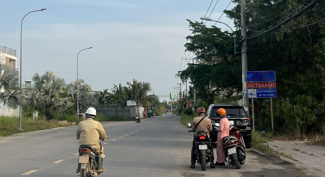 Đất nền quận 9 có diễn biến mới: Người mua “ráo riết” tìm chủ, chủ đất chốt một câu: “Tôi không bán”- Ảnh 1.