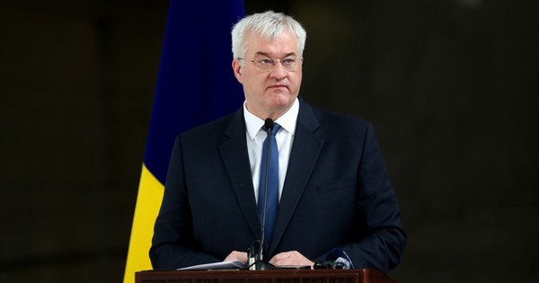 Ukraine khăng khăng y&ecirc;u cầu ngừng bắn trước khi đ&agrave;m ph&aacute;n - Ảnh 2.