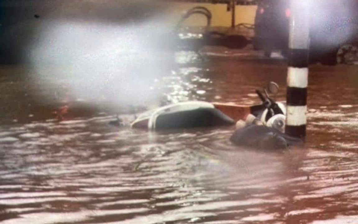 Nam thanh niên đến bệnh viện điều trị vết rắn cắn, về nhà thì có dấu hiệu lạ, phải lập tức đi cấp cứu - Ảnh 5.