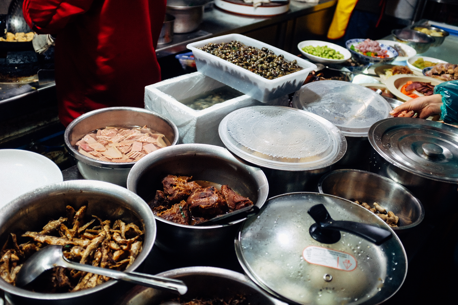 Món ăn “nặng mùi” nhưng gây "nghiện": Vì sao nội tạng động vật lại khiến người Trung Quốc mê mẩn đến vậy? - Ảnh 5. Món ăn “nặng mùi” nhưng gây "nghiện": Vì sao nội tạng động vật lại khiến người Trung Quốc mê mẩn đến vậy? - Ảnh 5.
