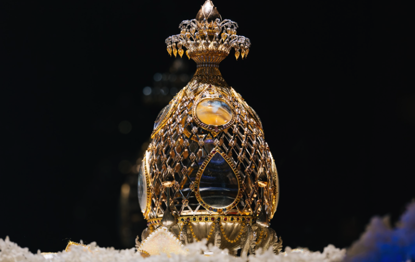 Cung rước xá lợi Đức Phật quanh hồ Hoàn Kiếm- Ảnh 1.